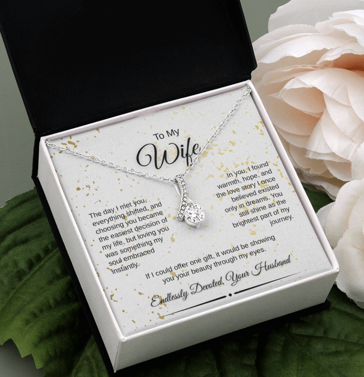 To My Wife – Alluring Beauty Necklace with Luxury Message Card