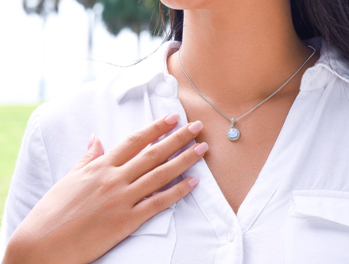 To My Beautiful Daughter – Dad's Christmas Necklace Gift w/ Full Message